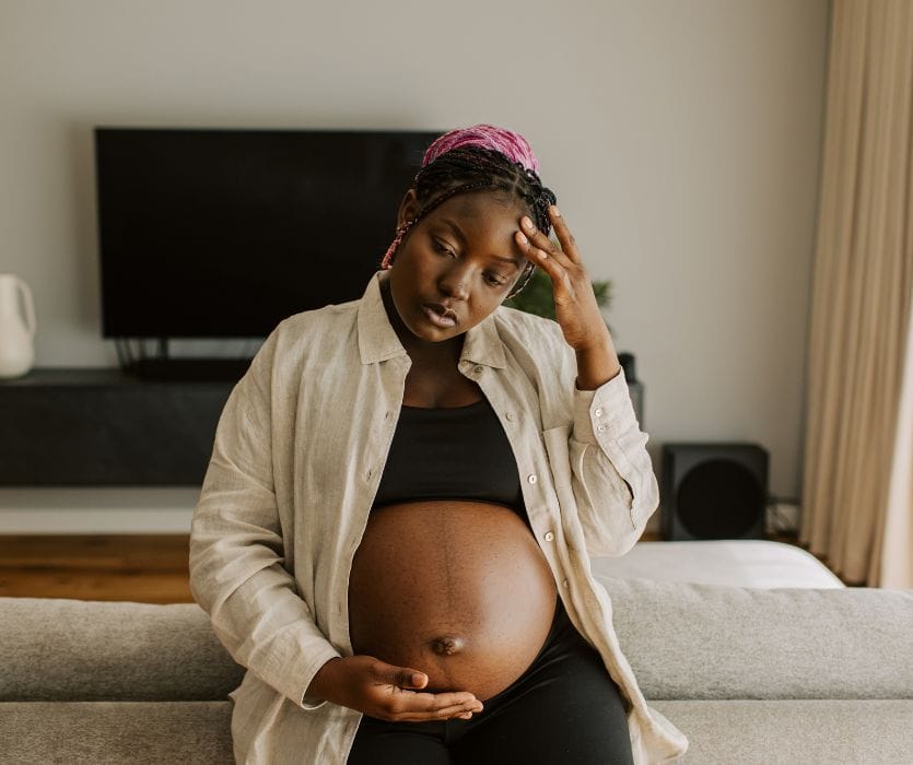 12 Dangerous Pregnancy Symptoms You Shouldn't Ignore (From a Labor & Delivery Nurse)