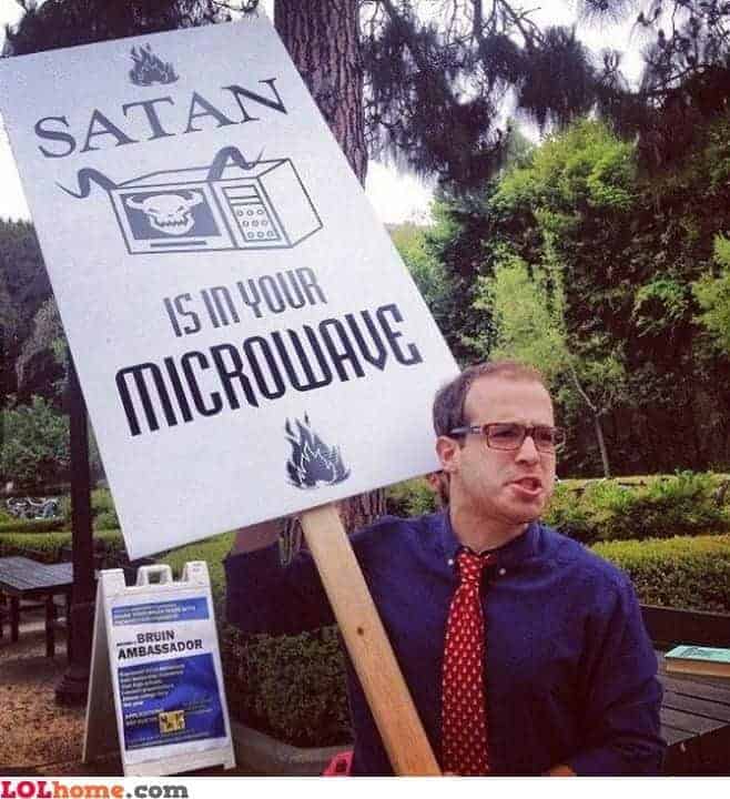 Pregnancy and microwaves: how safe are they together?